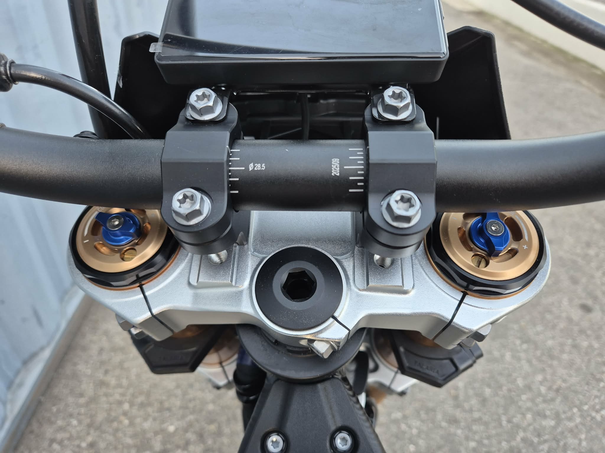 Talaria Komono Noire Homologuée