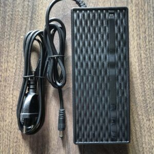 Chargeur pour les draisiennes Sedna de la gamme SX16 SX18 et SX20.